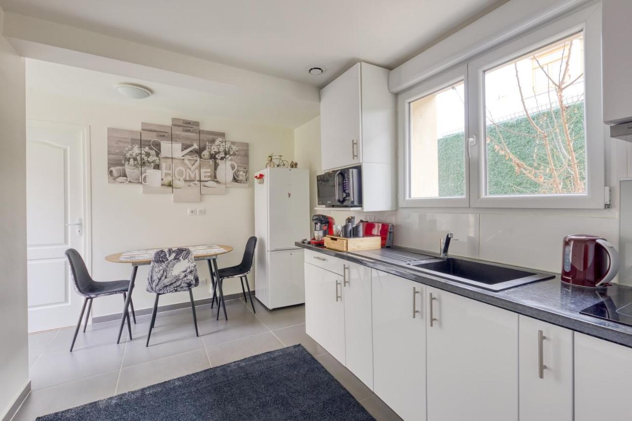 Silver&Gold House Pro & Family Ивры-Сур-Сеине Экстерьер фото